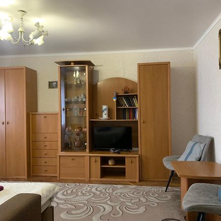 Podil Apart Near Poschtova Square History Center Киев Екстериор снимка