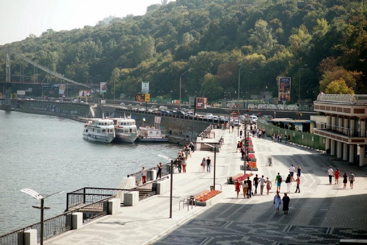 Podil Apart Near Poschtova Square History Center Киев Екстериор снимка