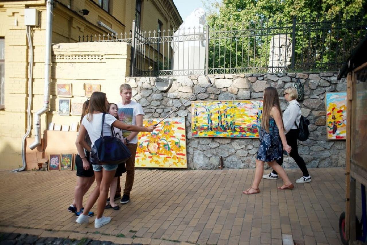 Podil Apart Near Poschtova Square History Center Киев Екстериор снимка