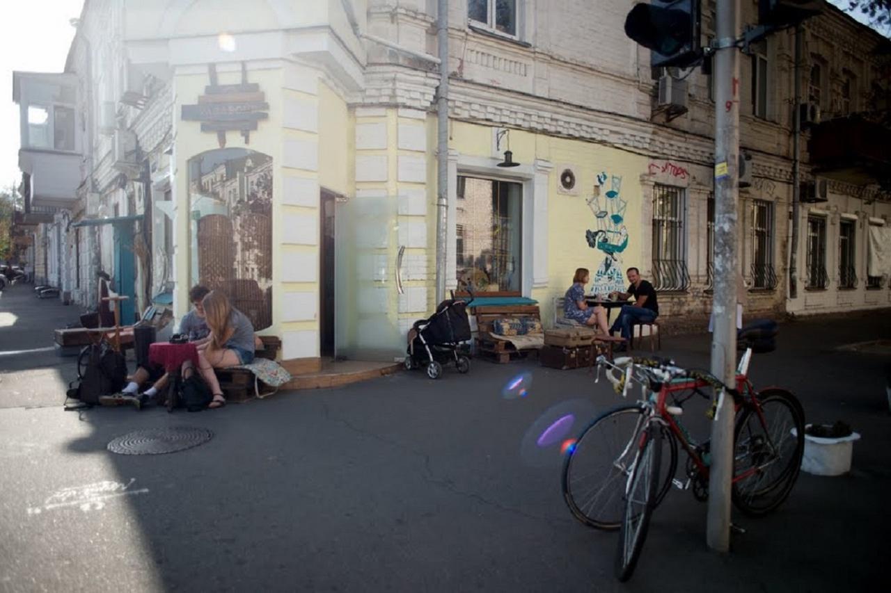 Podil Apart Near Poschtova Square History Center Киев Екстериор снимка