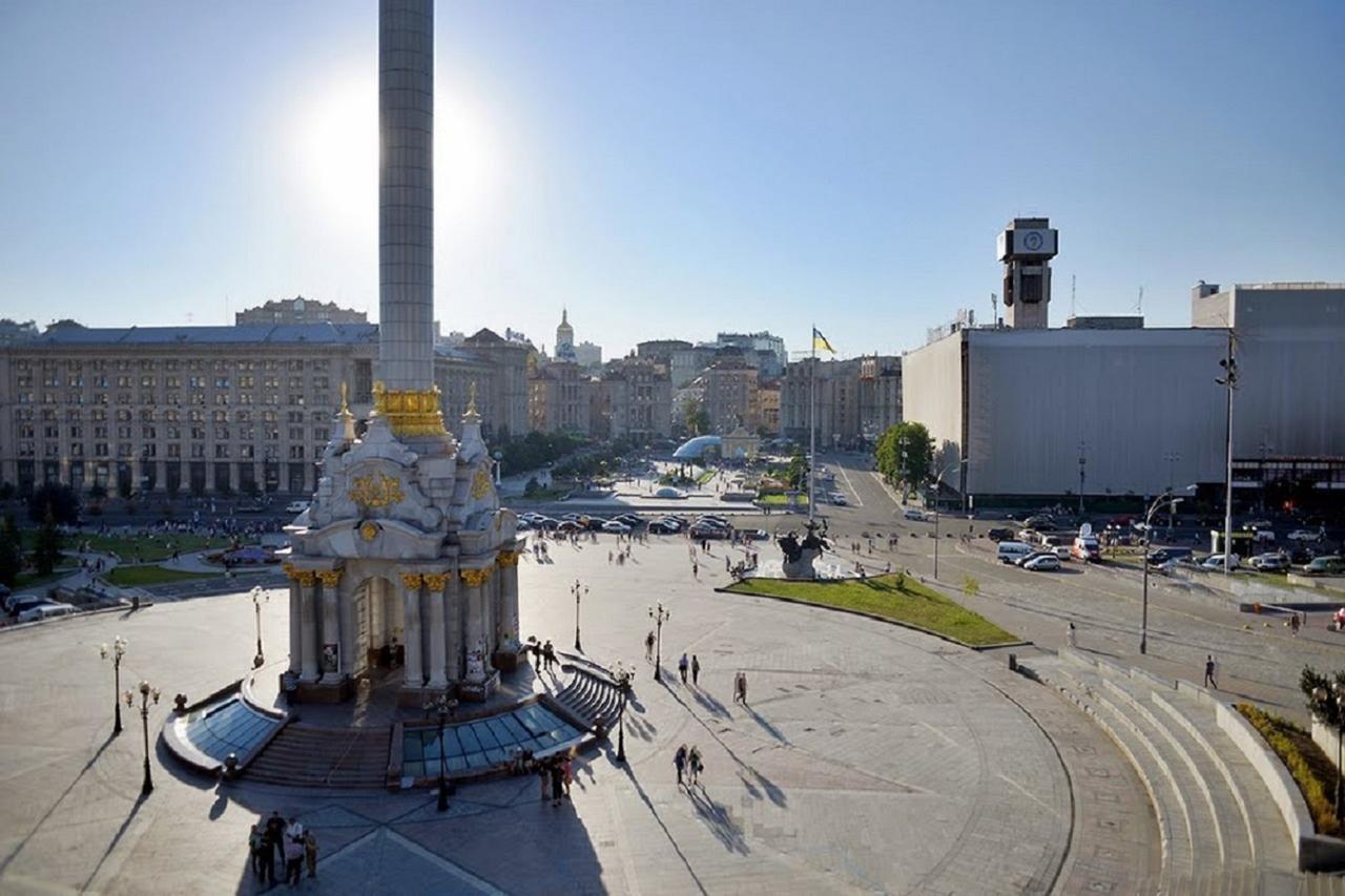 Podil Apart Near Poschtova Square History Center Киев Екстериор снимка