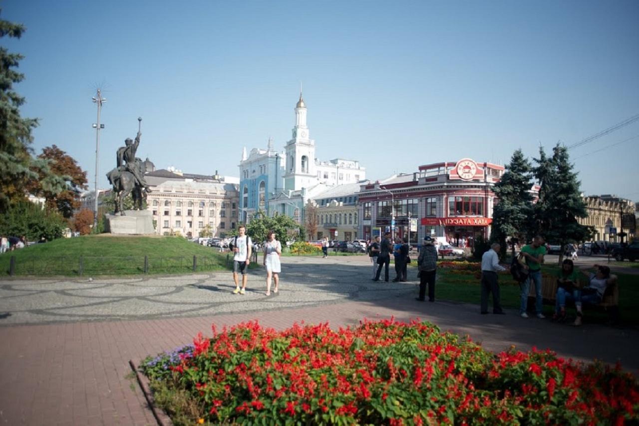 Podil Apart Near Poschtova Square History Center Киев Екстериор снимка